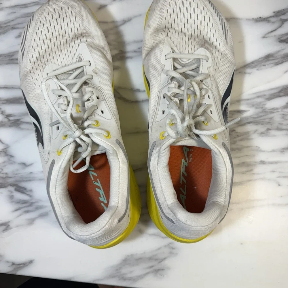 Altra Via Olympus Mens White Road Running Training Shoes US 13 Sneakers Lace Up